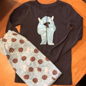 Gymboree Boy’s Pajamas set. Size 7.